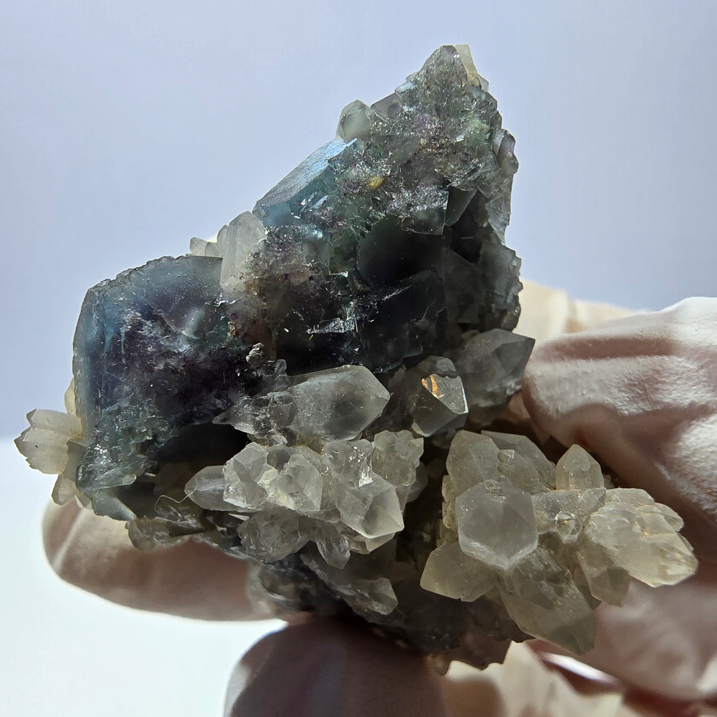 Rare cube de fluorite fantôme, spécimen de quartz vert violet Okorusu Namibie 46 x 33 x 30 mm