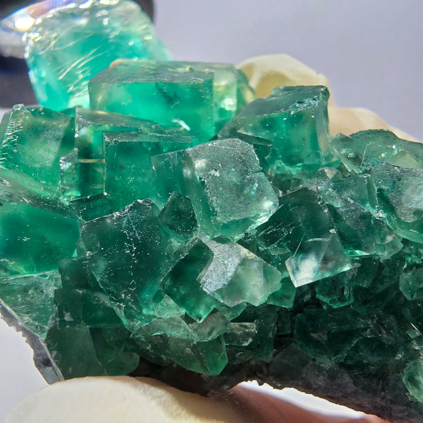 Rare spécimen de cube de fluorite fantôme, parqueté vert Okorusu, Namibie, 62 x 32 x 26 mm