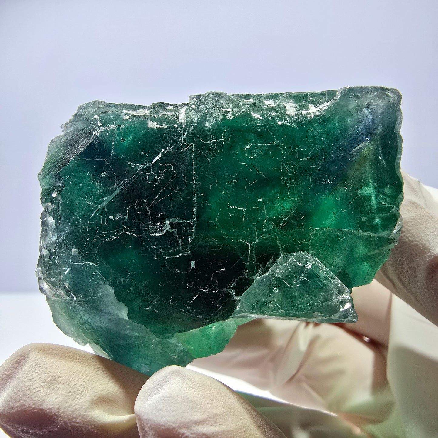 Spécimen de cube de fluorite fantôme transparente, vert parqueté, Okorusu, Namibie, 54 x 48 x 39 mm