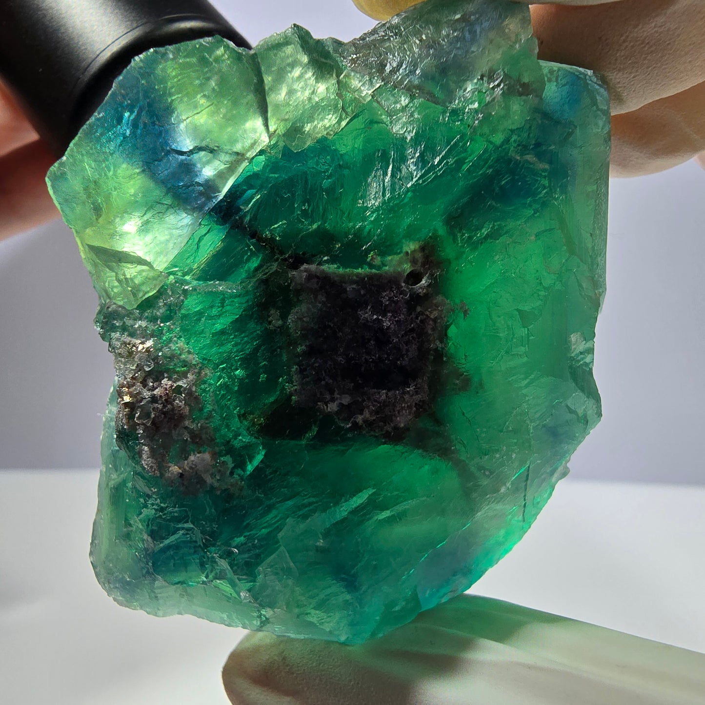 Spécimen de cube de fluorite fantôme transparente, vert parqueté, Okorusu, Namibie, 54 x 48 x 39 mm