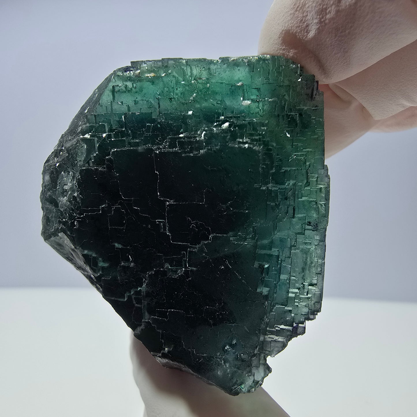 Spécimen de cube de fluorite fantôme transparente, vert parqueté, Okorusu, Namibie, 52 x 49 x 41 mm