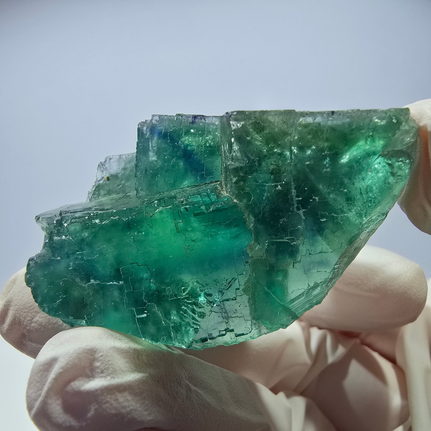 Spécimen de cube de fluorite fantôme transparente, vert parqueté, Okorusu, Namibie, 50 x 34 x 21 mm