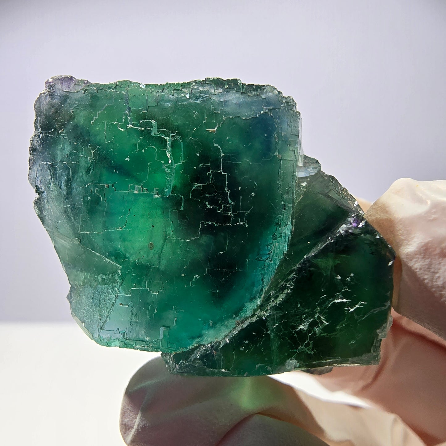 Spécimen de cube de fluorite fantôme transparente, vert parqueté, Okorusu, Namibie, 44 x 32 x 22 mm