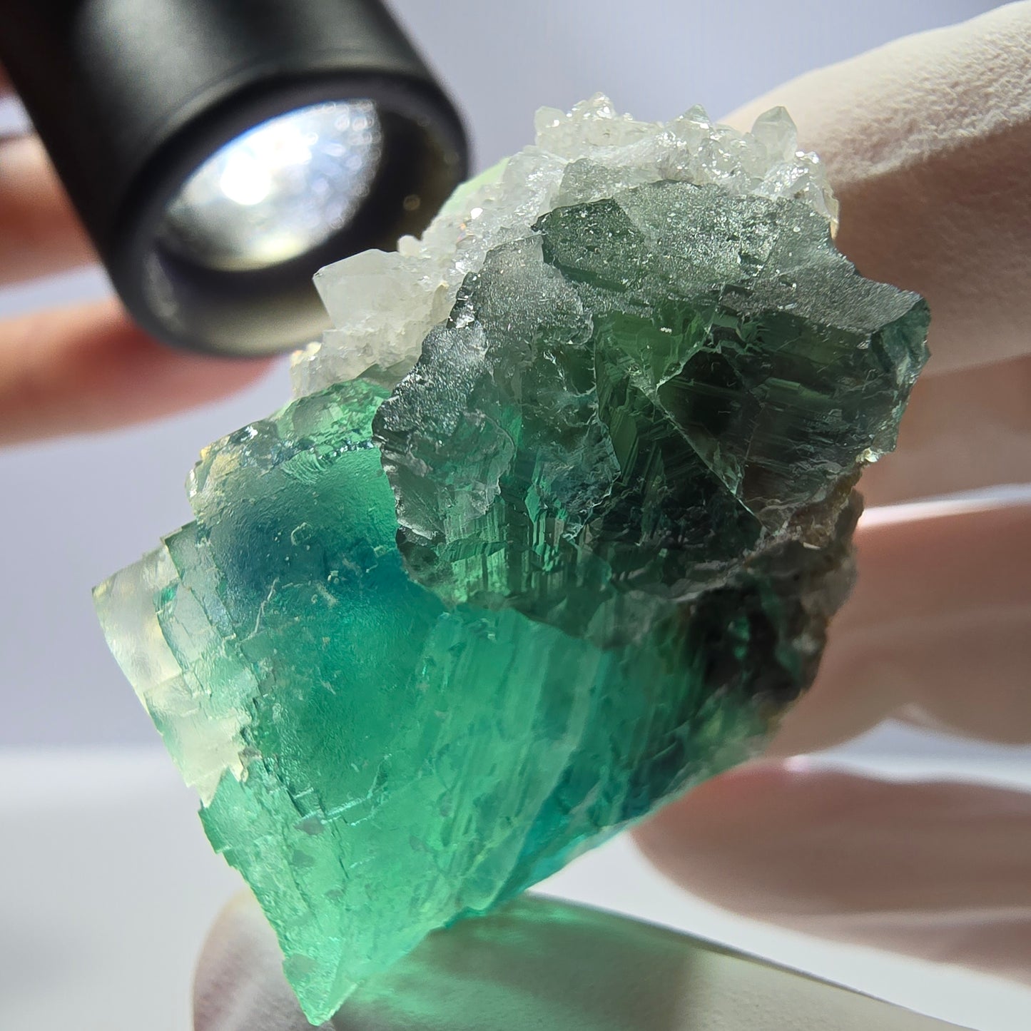 Rare cube de fluorite fantôme, spécimen de quartz vert Okorusu, Namibie, 44 x 40 x 29 mm