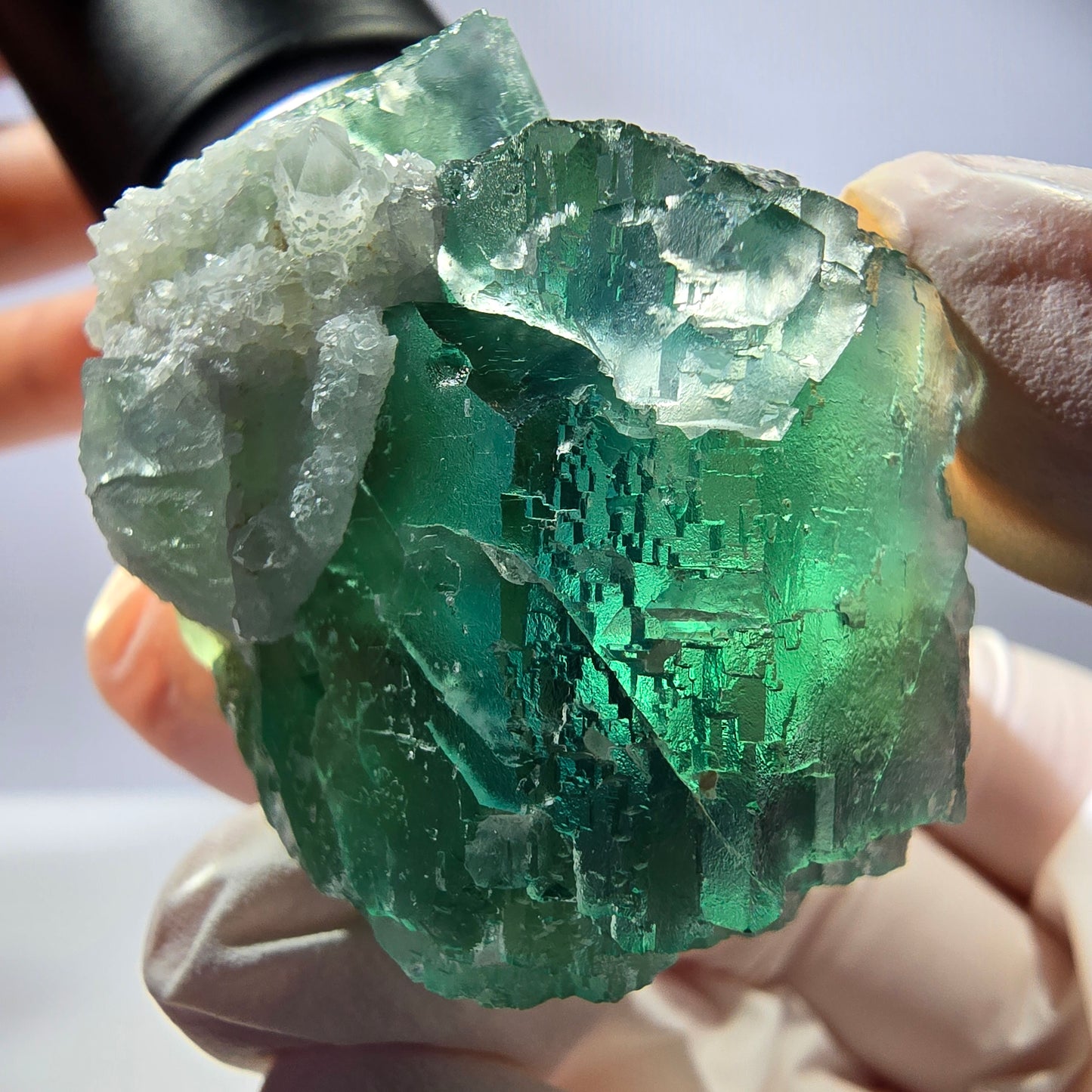 Rare cube de fluorite fantôme, spécimen de quartz vert Okorusu, Namibie, 44 x 40 x 29 mm