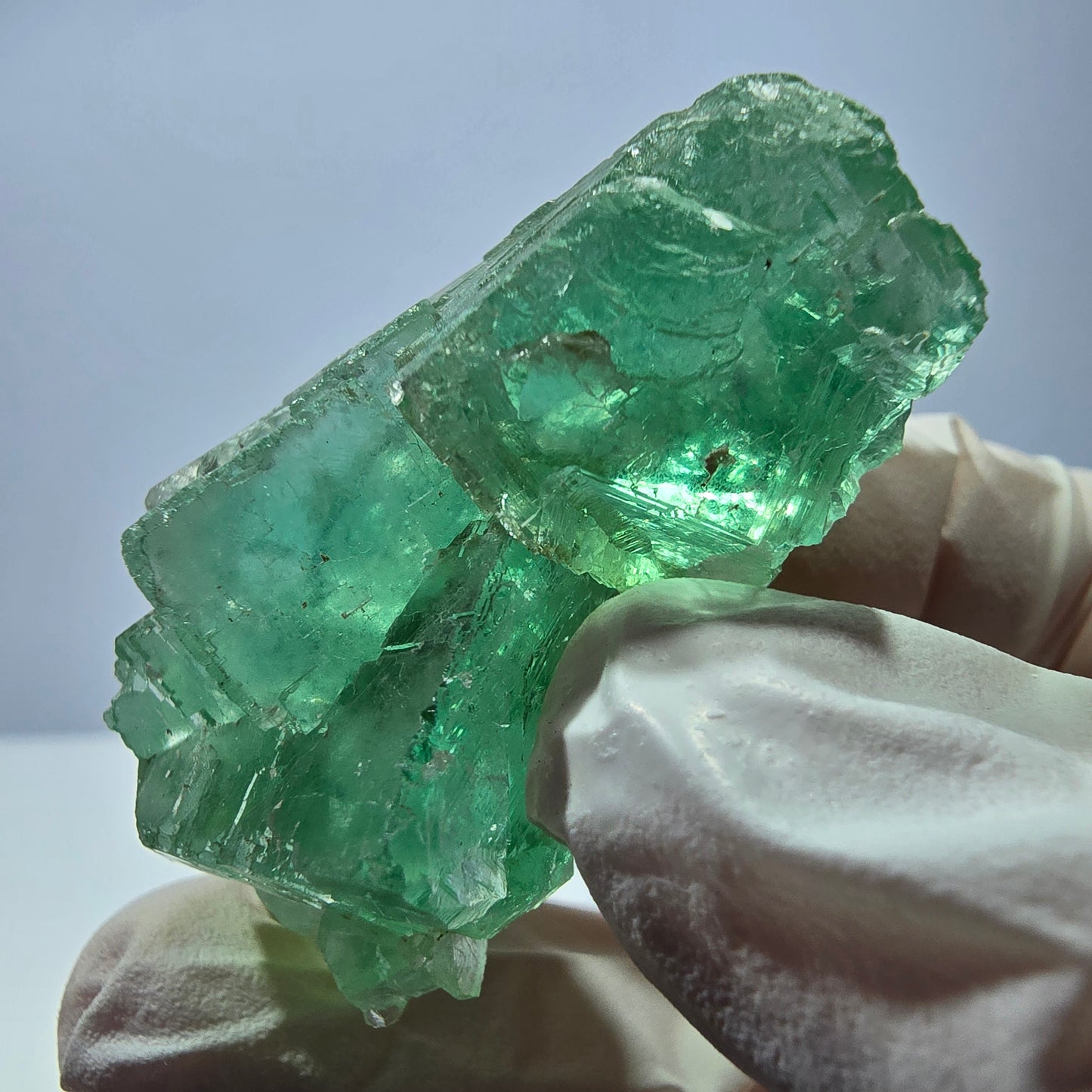 Spécimen de cube de fluorite fantôme transparente, vert parqueté, Okorusu, Namibie, 46 x 35 x 21 mm