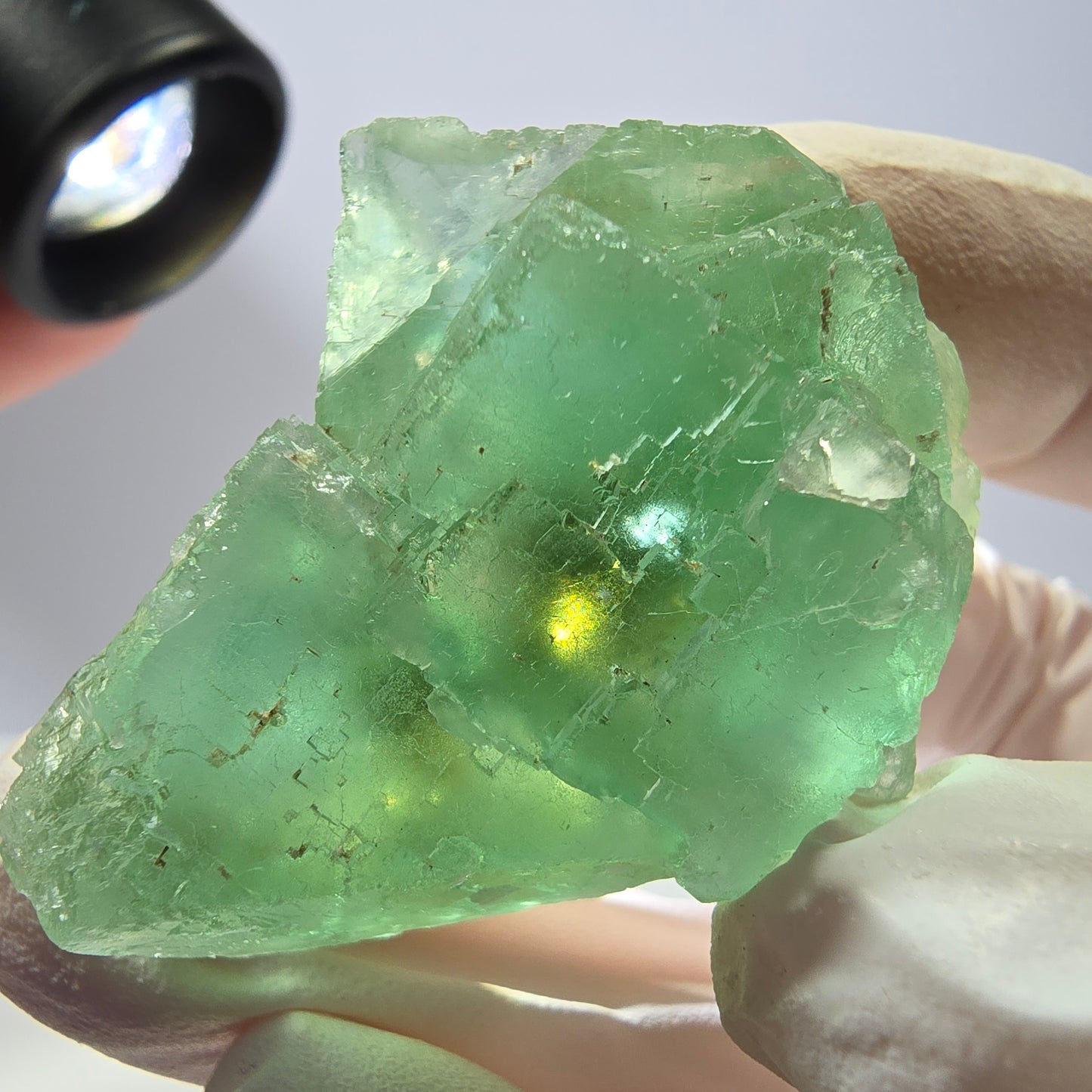 Spécimen de cube de fluorite fantôme transparente, vert parqueté, Okorusu, Namibie, 46 x 35 x 21 mm
