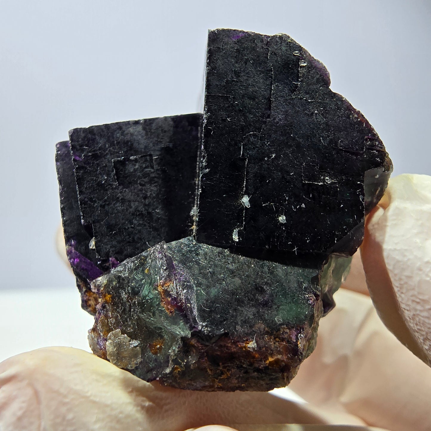 Spécimen de cube de fluorite fantôme, parqueté vert violet Okorusu, Namibie 40*35*29 mm
