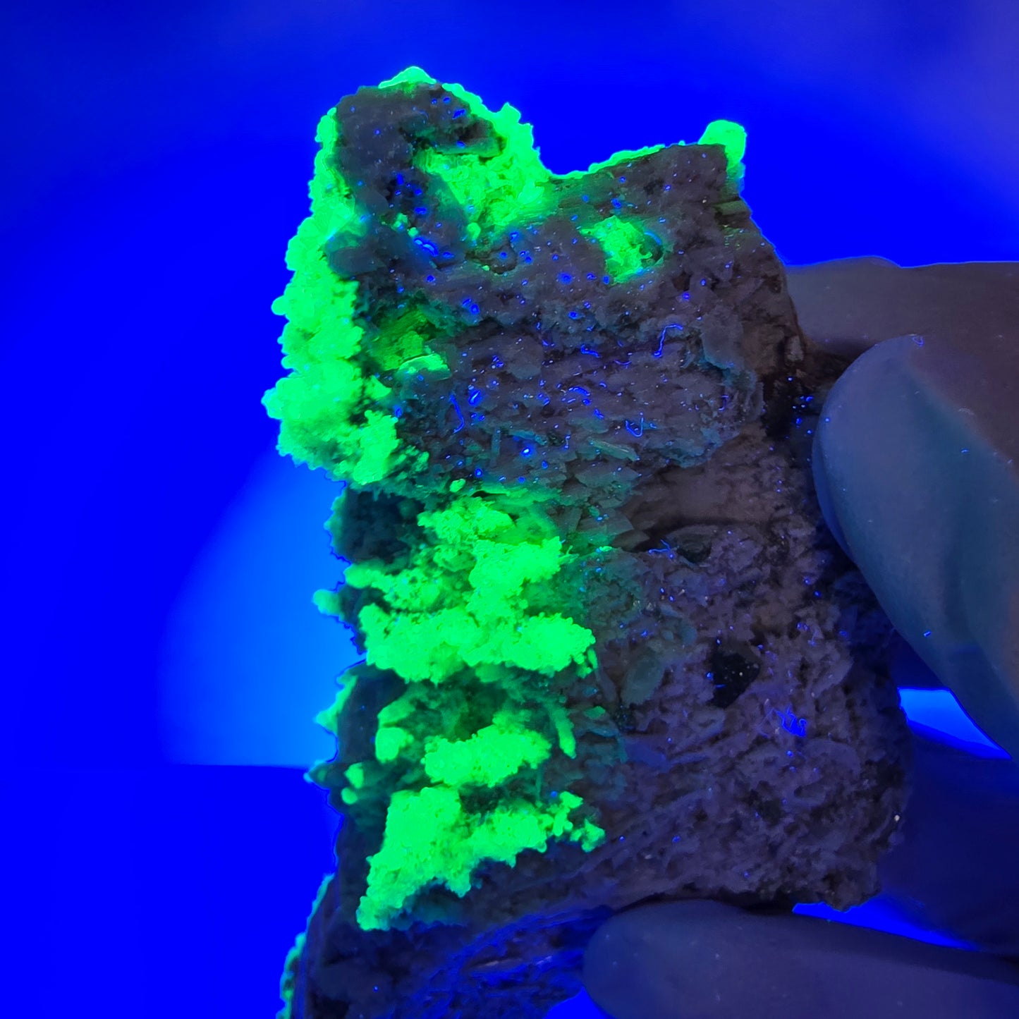 Opale hyalite rare, spécimen d'orthose Erongo, Namibie 75*51*18mm