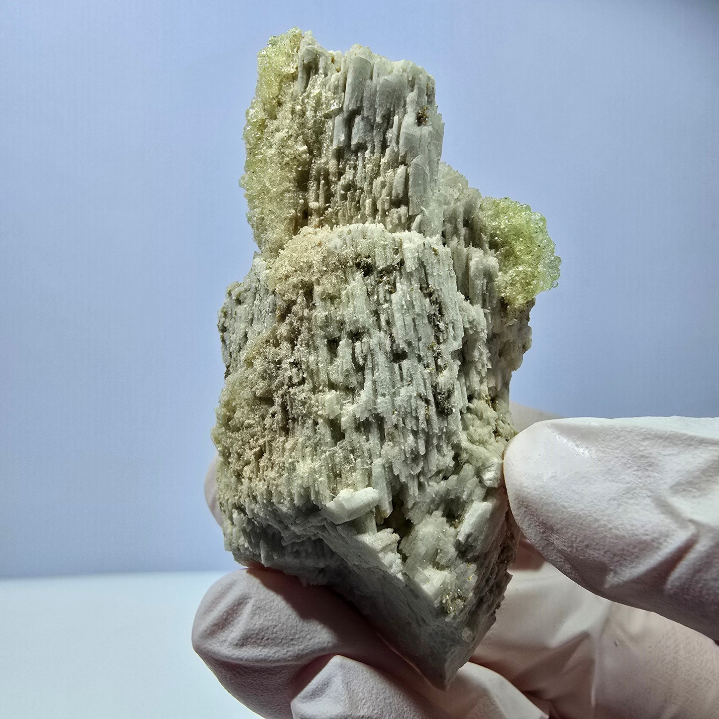 Opale hyalite rare, spécimen d'orthose Erongo, Namibie 71*30*29mm