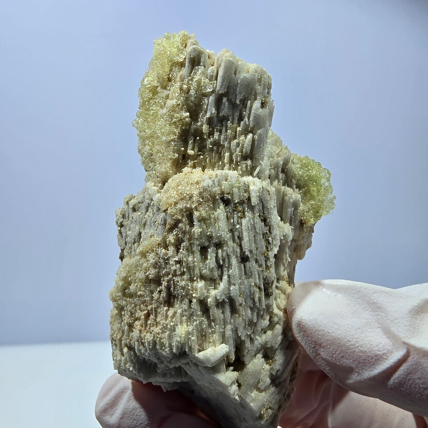 Opale hyalite rare, spécimen d'orthose Erongo, Namibie 71*30*29mm