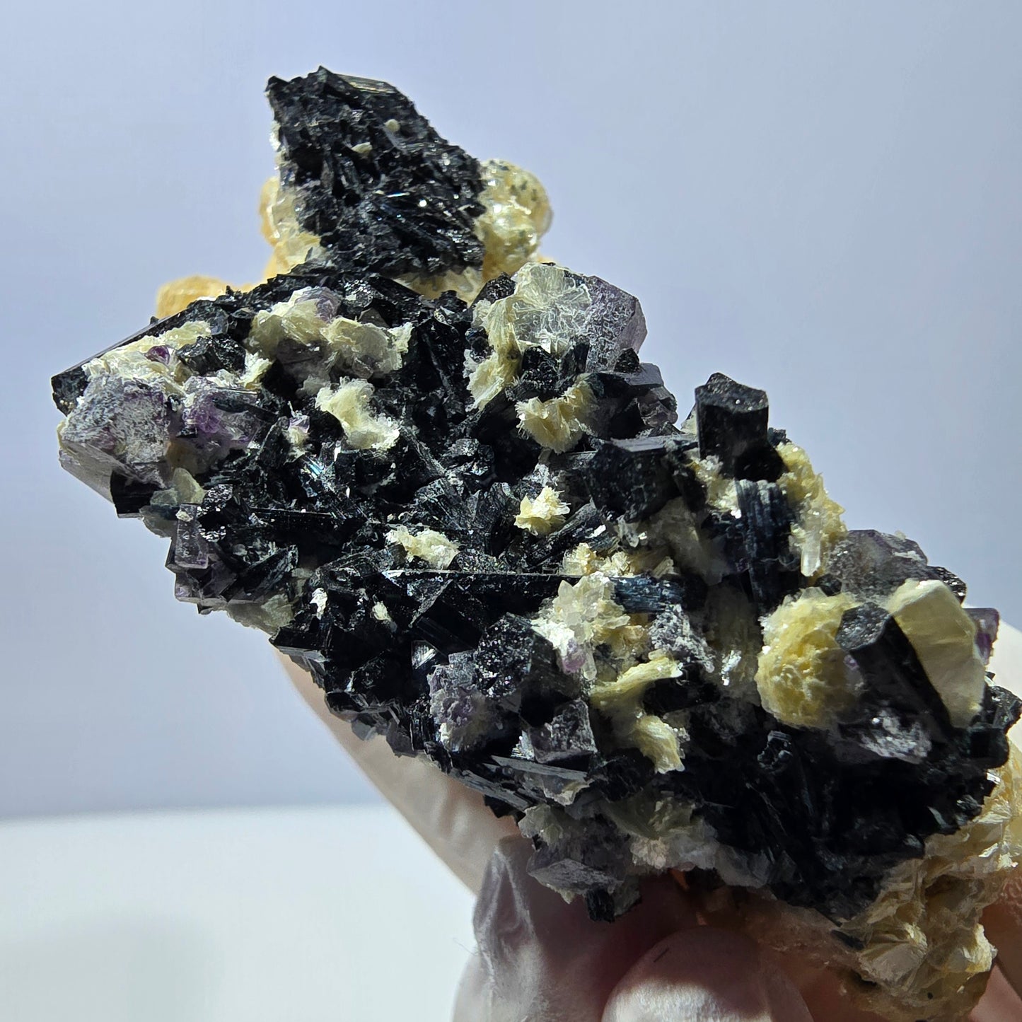Spécimen de fluorite fantôme, tourmaline scholle, muscovite, Erongo, Namibie, 78 x 58 x 33 mm