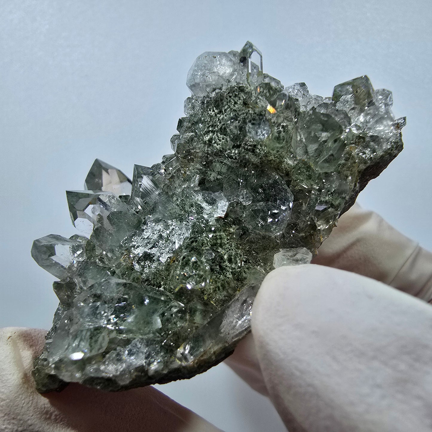 Starburst Harlequin Quartz, Analcim, Chlorite Streep Mine Gobo. Namibia 53*39*28mm