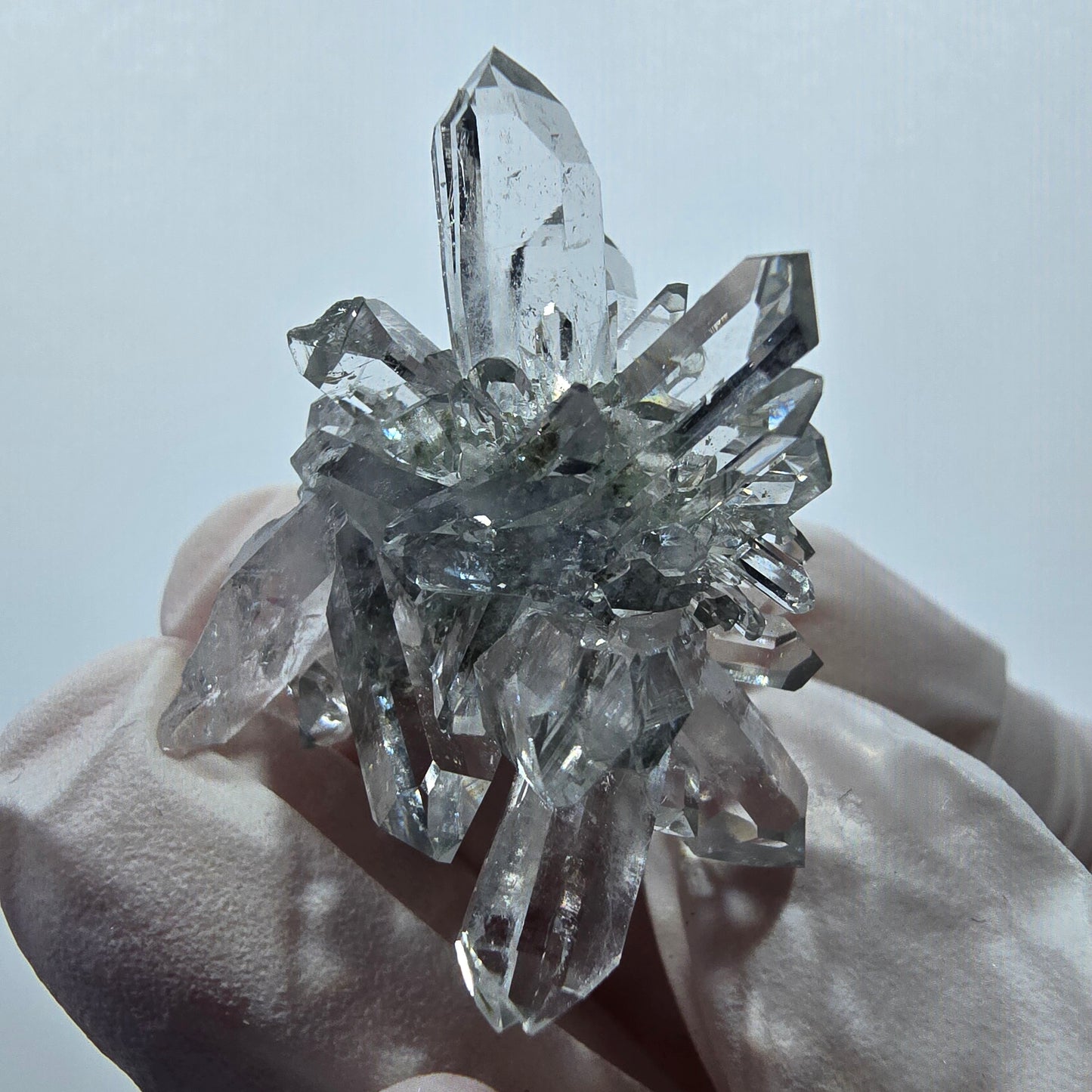 Quartz Starburst, spécimen de chlorite, mine Streep, Goboboseb, Namibie, 32 x 25 x 20 mm