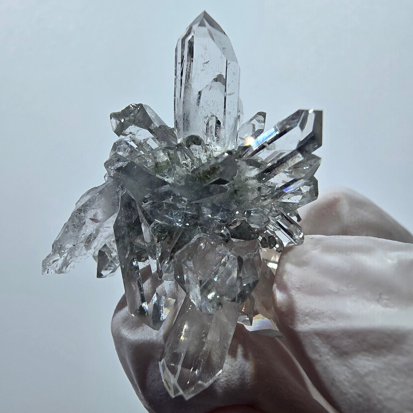 Quartz Starburst, spécimen de chlorite, mine Streep, Goboboseb, Namibie, 32 x 25 x 20 mm