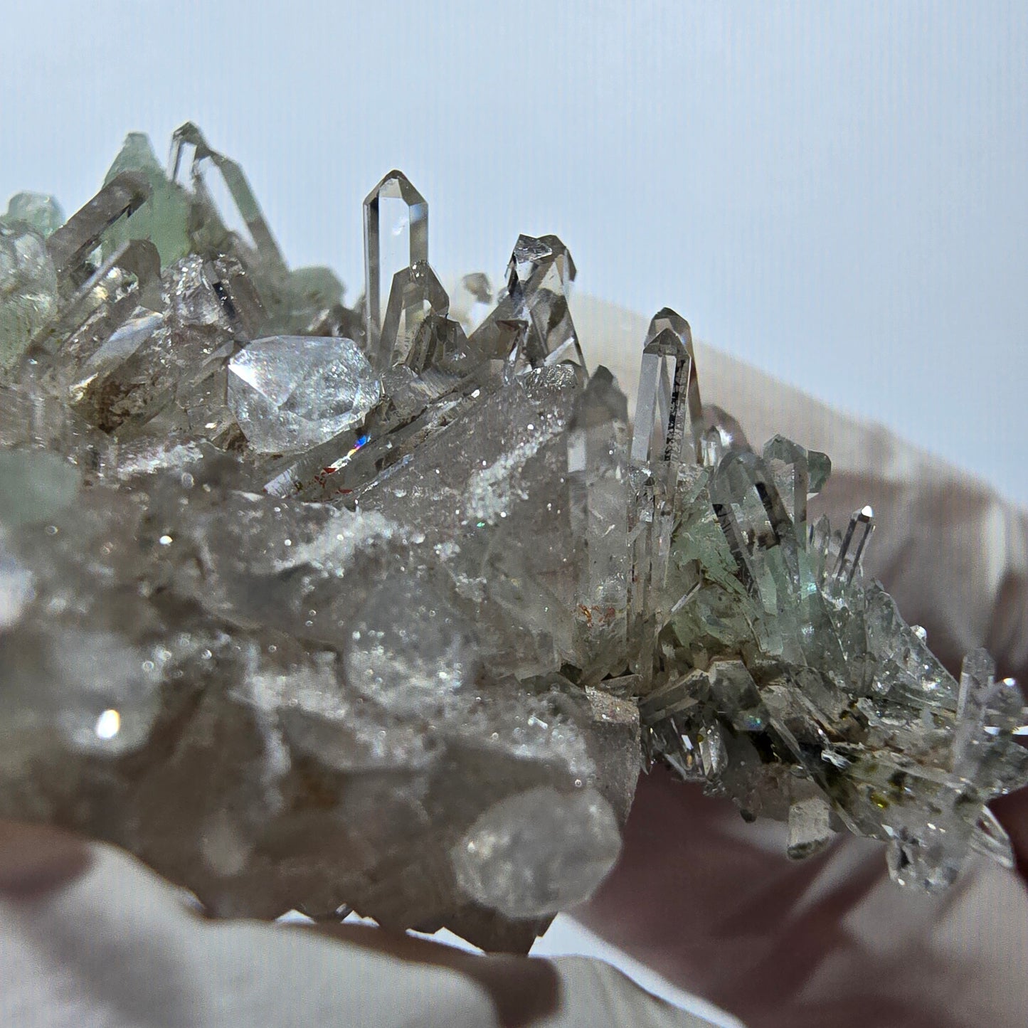 Quartz Starburst, préhnite, analcim, calcite Streep Mine, Gobo, Namibie 51 x 36 x 20 mm