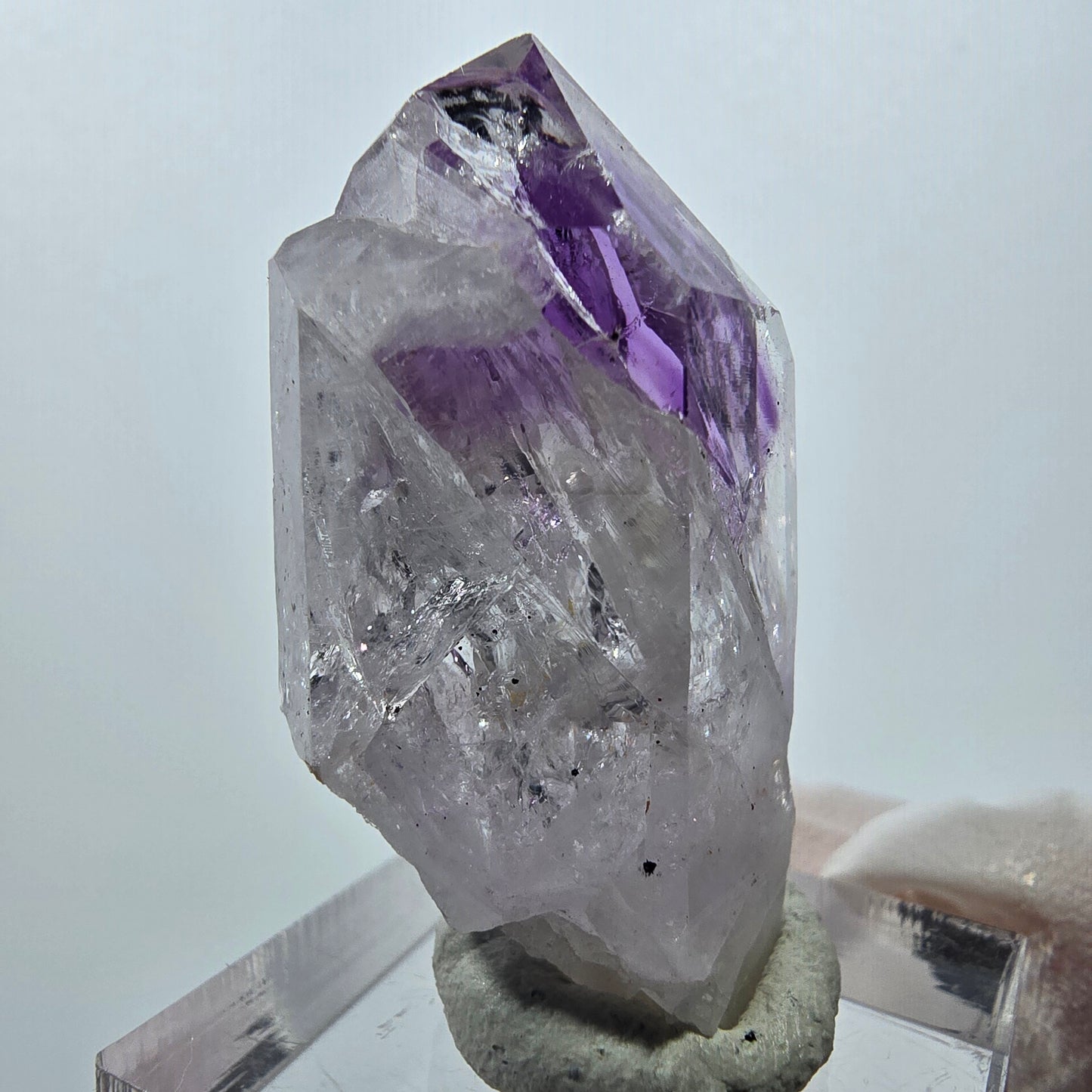 Améthyste fantôme, mine d'hématite Point Streep, Goboboseb, Namibie, 39 x 19 x 16 mm