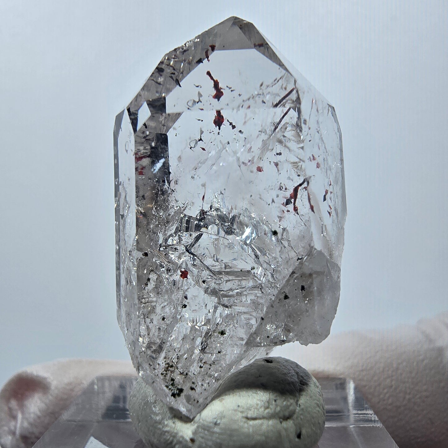 Quartz Harlequin Enhydro, Quartz Hématite Streep Mine, Goboboseb, Namibie 36 x 18 x 13 mm