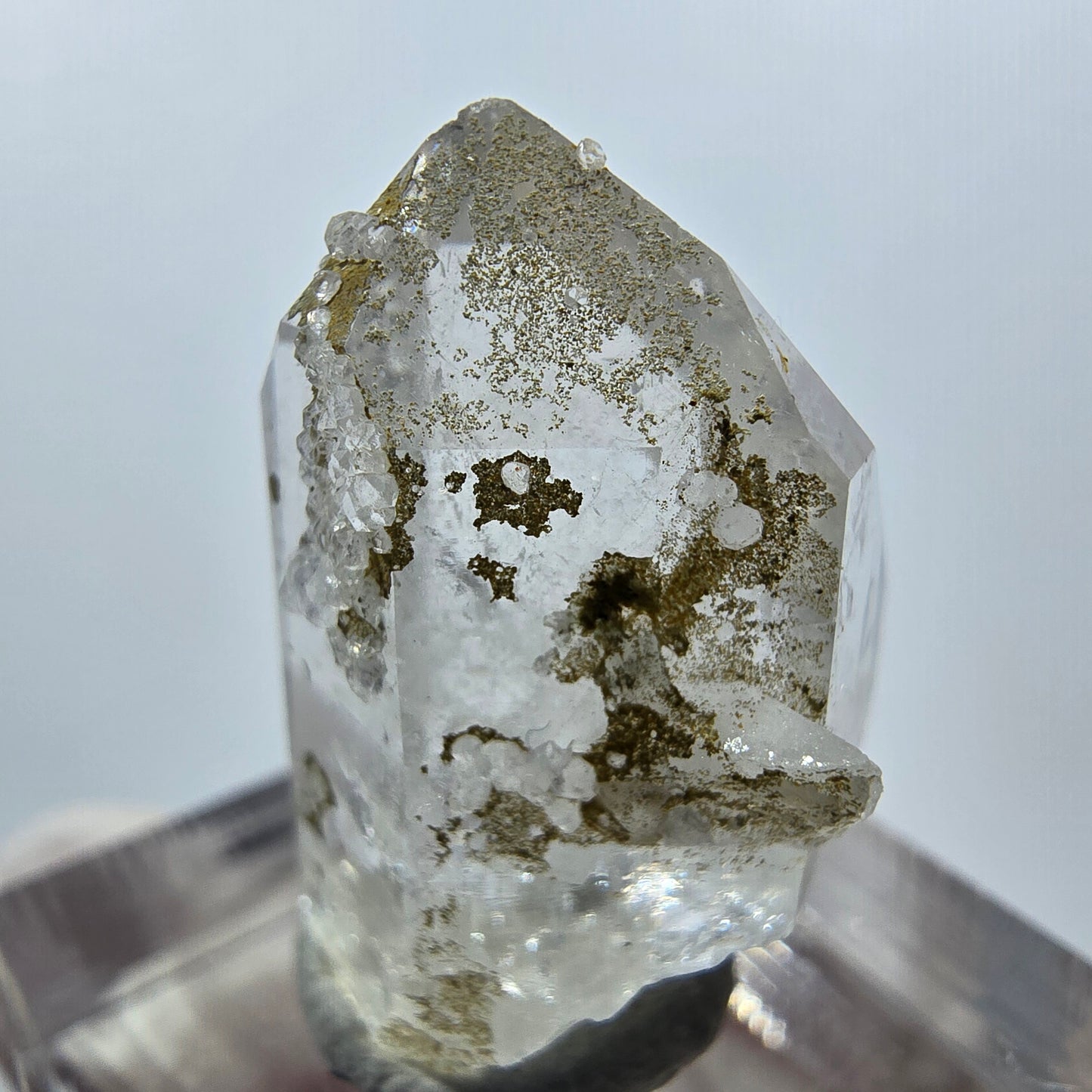 Clear Quartz with Analcime Point Streep Mine, Goboboseb, Namibia 26*19*16mm