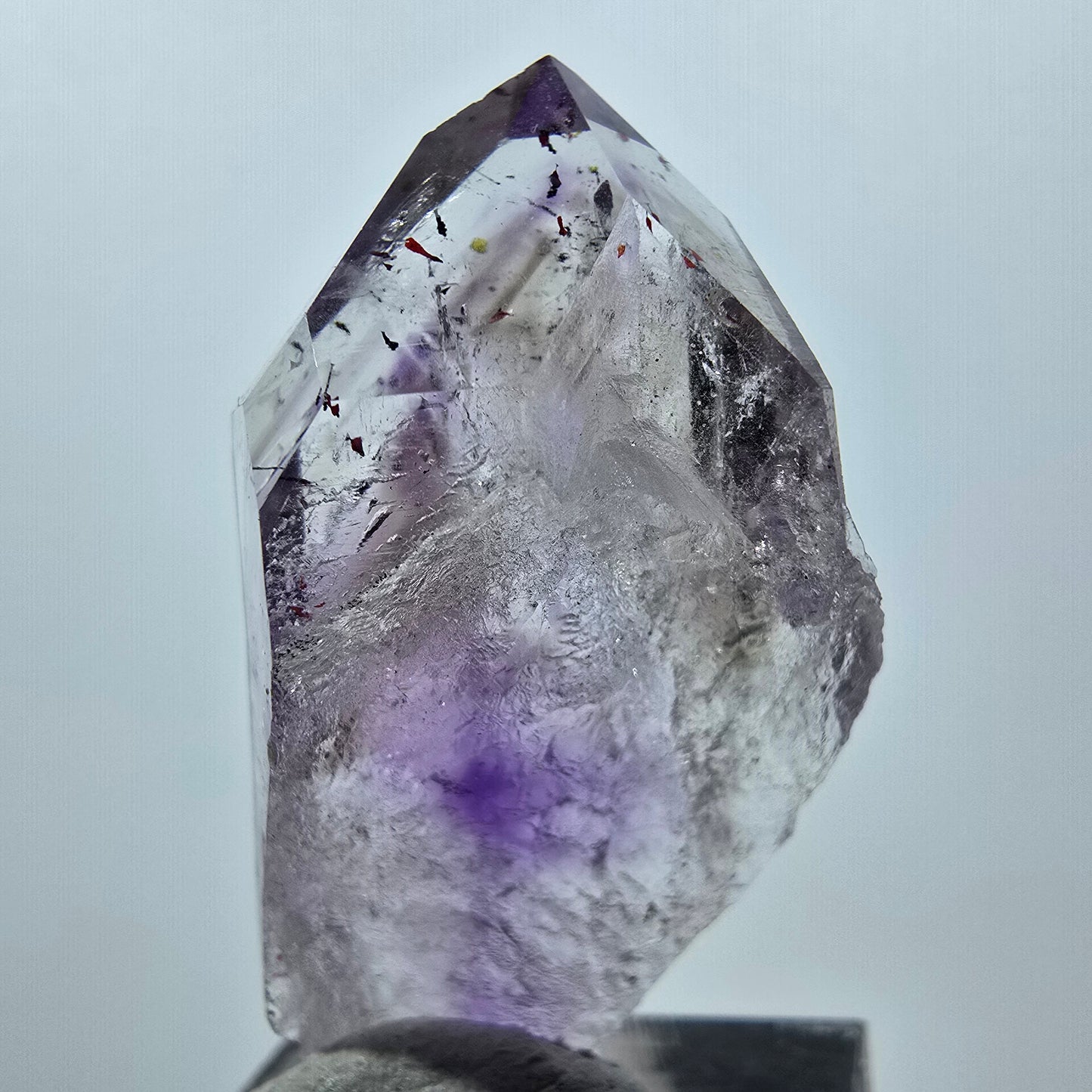 Enhydro Harlequin Phantom Amethyst, 2x Bubble Streep Mine Gobo. Namibie 43 x 22 x 13 mm