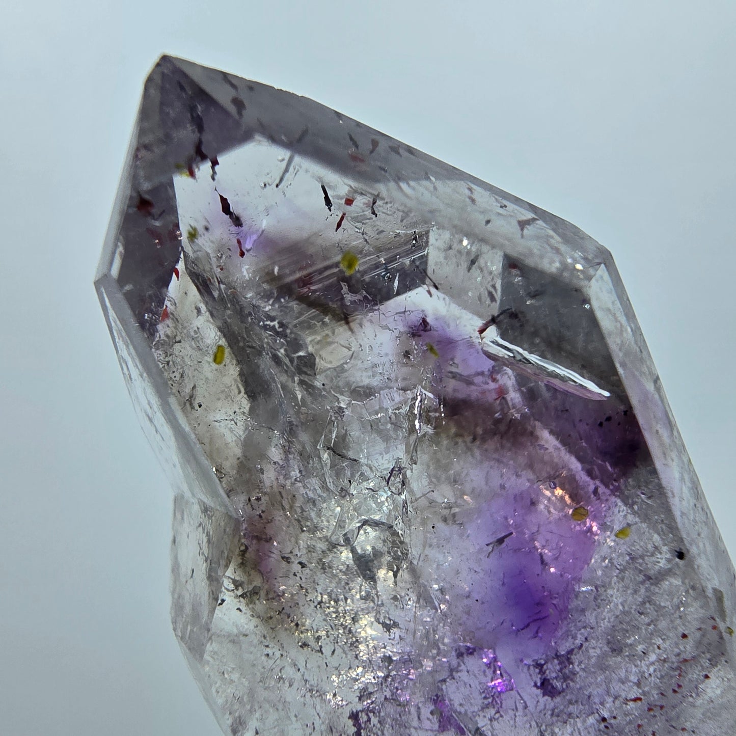Enhydro Harlequin Phantom Amethyst, 2x Bubble Streep Mine Gobo. Namibie 43 x 22 x 13 mm