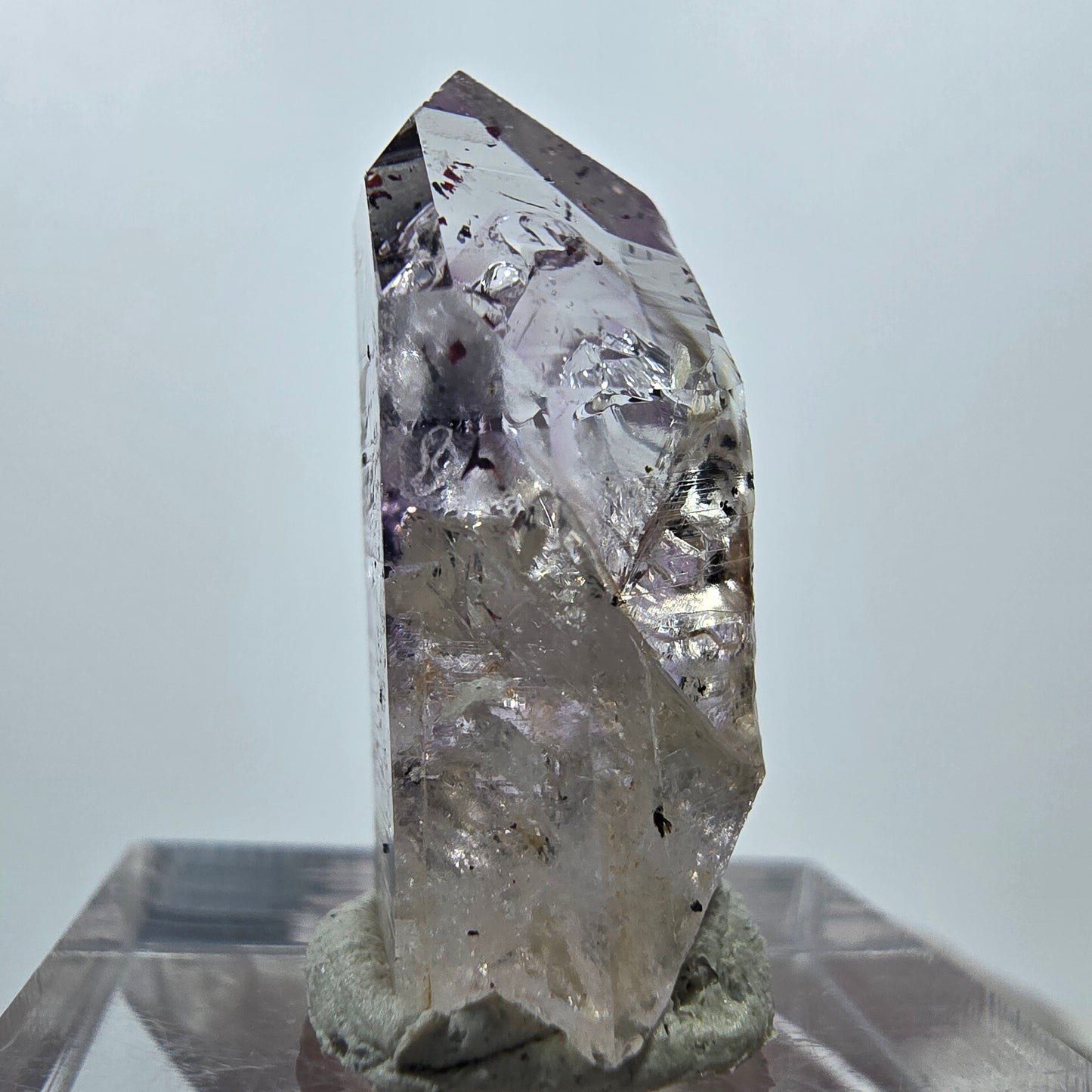 Mine d'améthyste Harlequin Phantom Streep, Goboboseb, Namibie, 26 x 14 x 11 mm