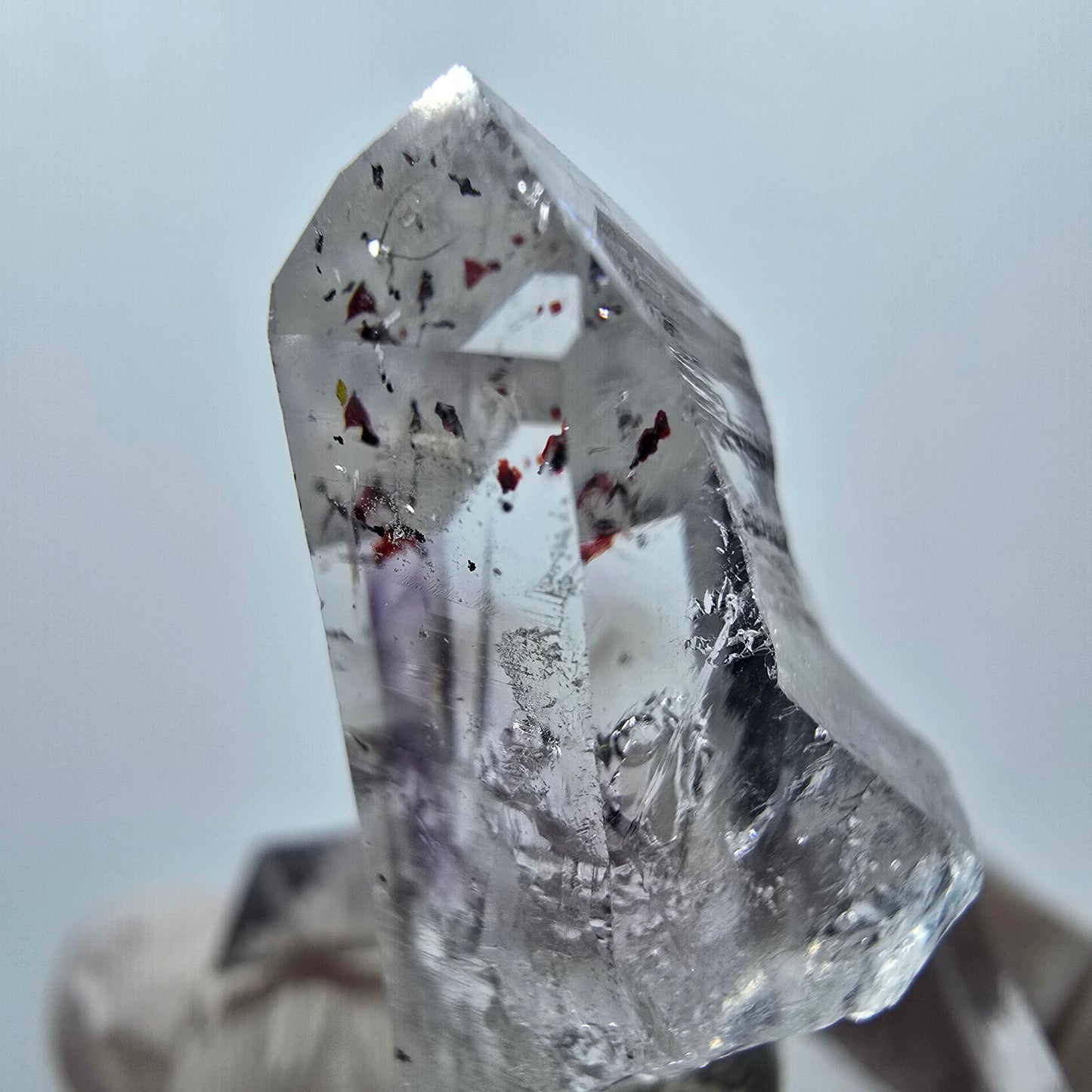 Quartz Harlequin Enhydro, mine Bubble Streep, Goboboseb, Namibie, 32 x 15 x 14 mm