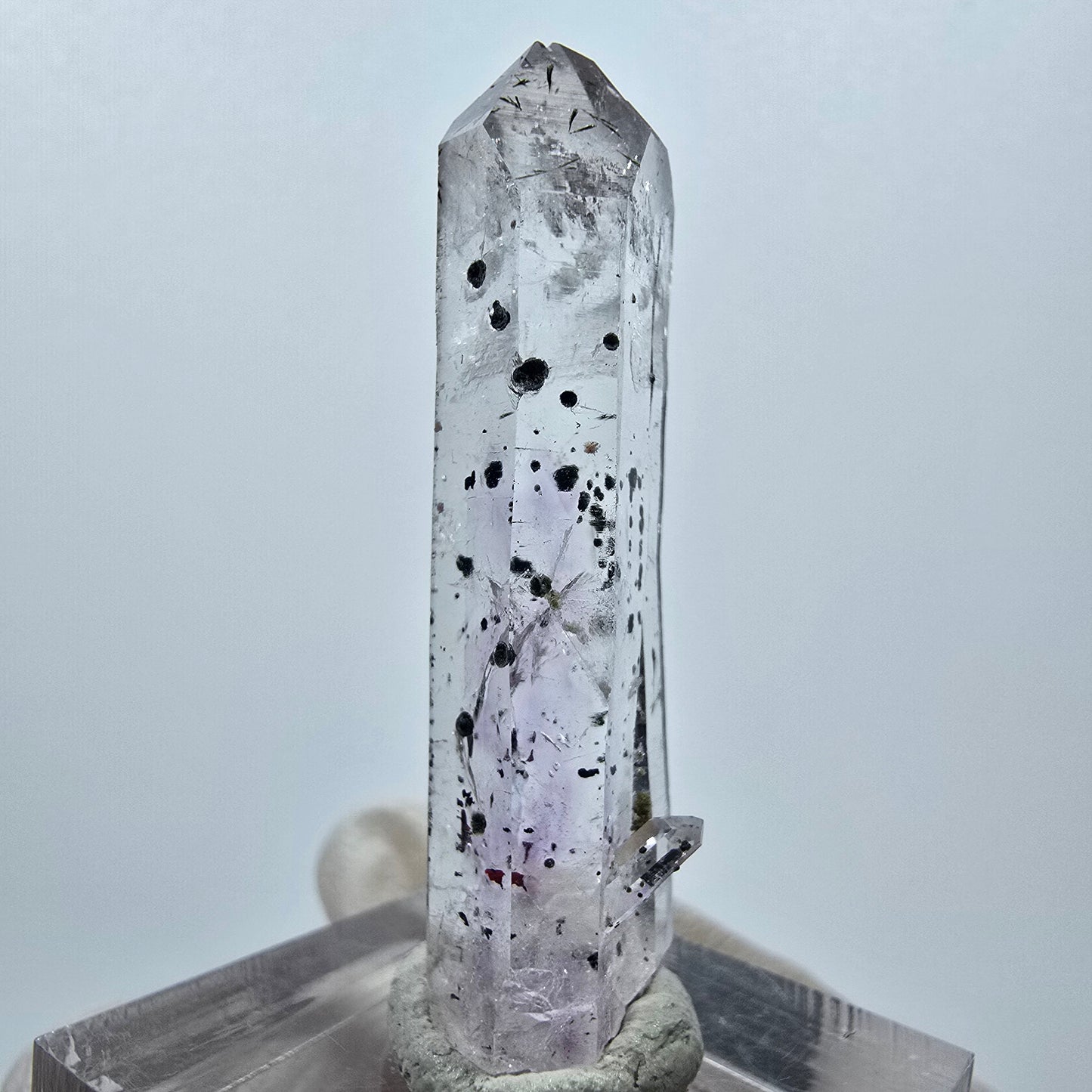 Quartz hématite transparent Point Streep Mine, Goboboseb, Namibie 42 x 12 x 10 mm