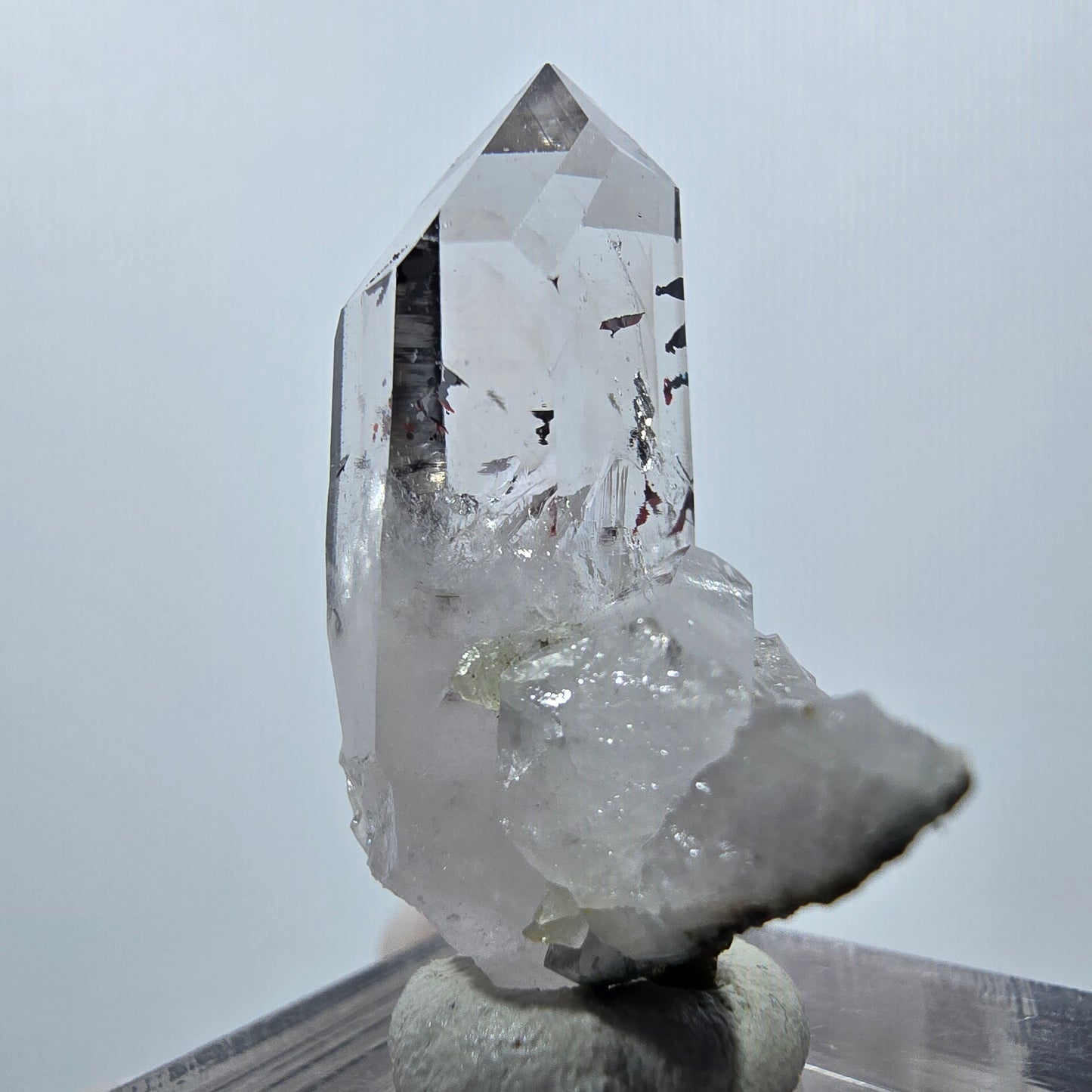 Quartz Harlequin clair, mine Prehnite Point Streep, Goboboseb, Namibie, 32 x 21 x 15