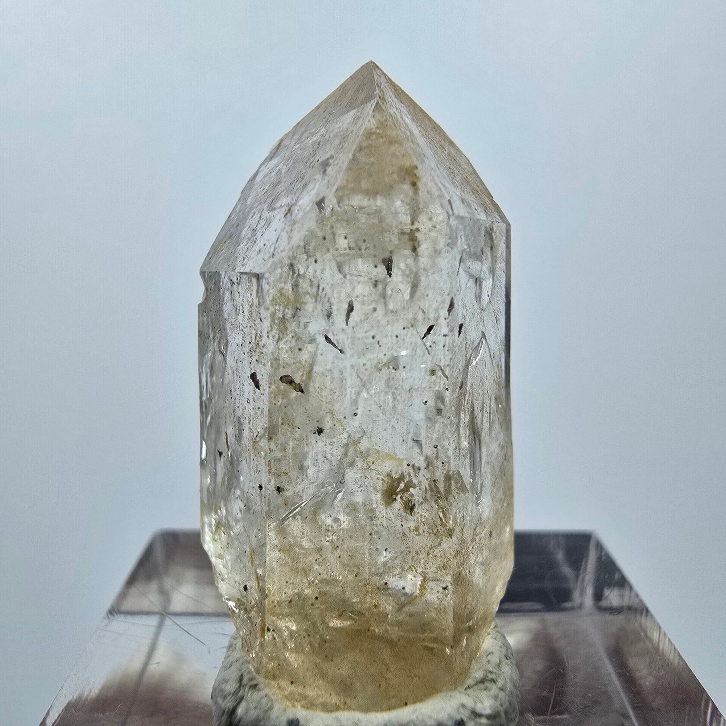 Quartz fantôme Harlequin clair, mine Point Streep, Goboboseb, Namibie, 30 x 14 x 14 mm