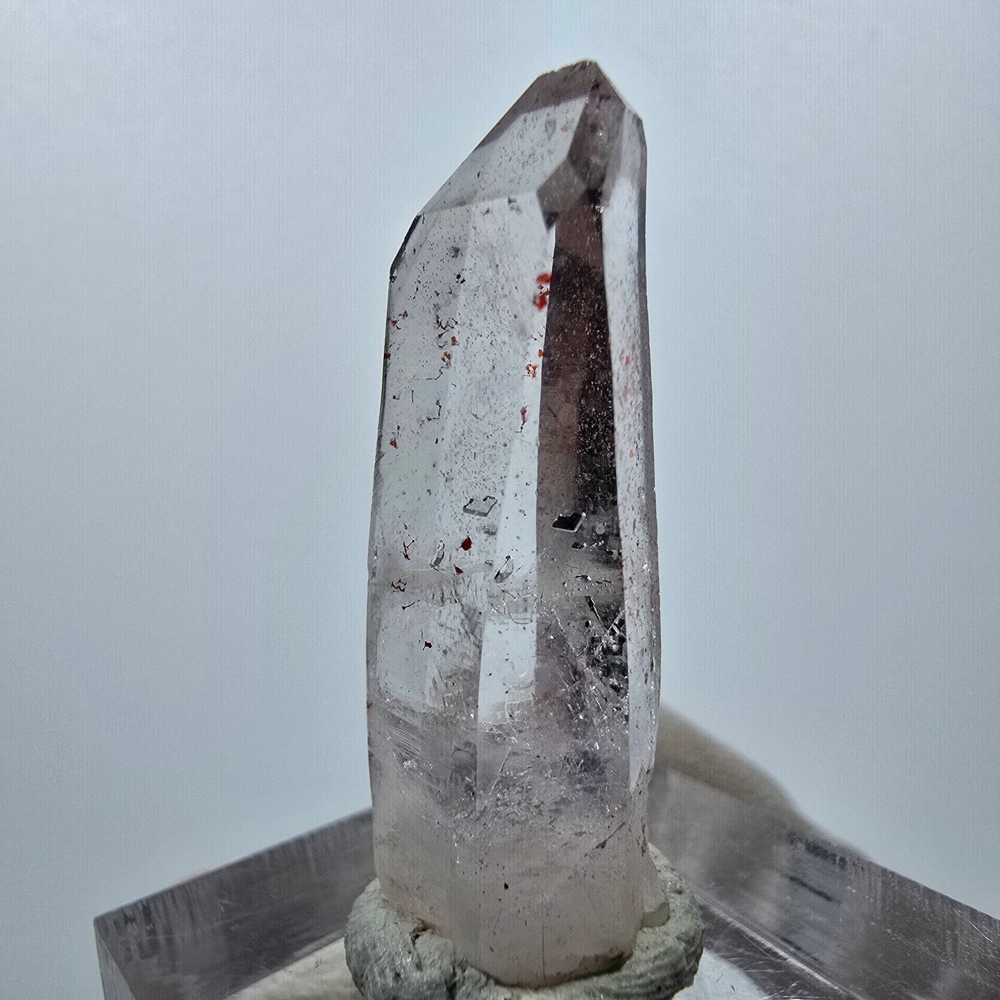 Améthyste fantôme avec hématite Goboboseb, Namibie 34 x 13 x 8 mm
