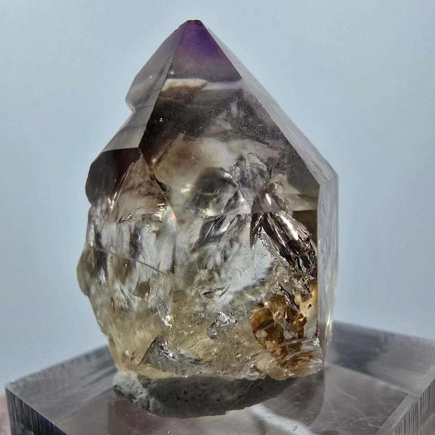 Pointe de sceptre en améthyste fantôme de Goboboseb, Namibie, 30 x 24 x 19 mm