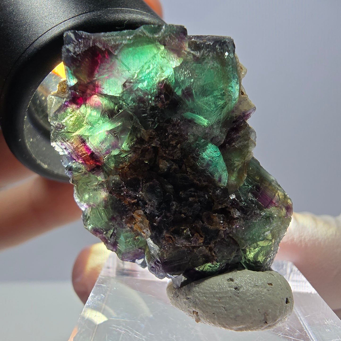 Rare cube de fluorite UV, spécimen de quartz, vert violet, Okorusu, Namibie 32 x 26 x 15 mm