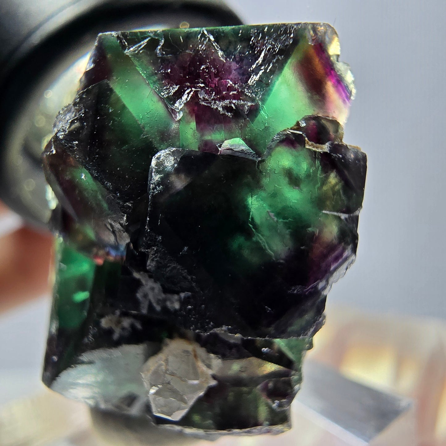 Rare cube de fluorite UV, spécimen de quartz, vert violet, Okorusu, Namibie 32 x 26 x 15 mm