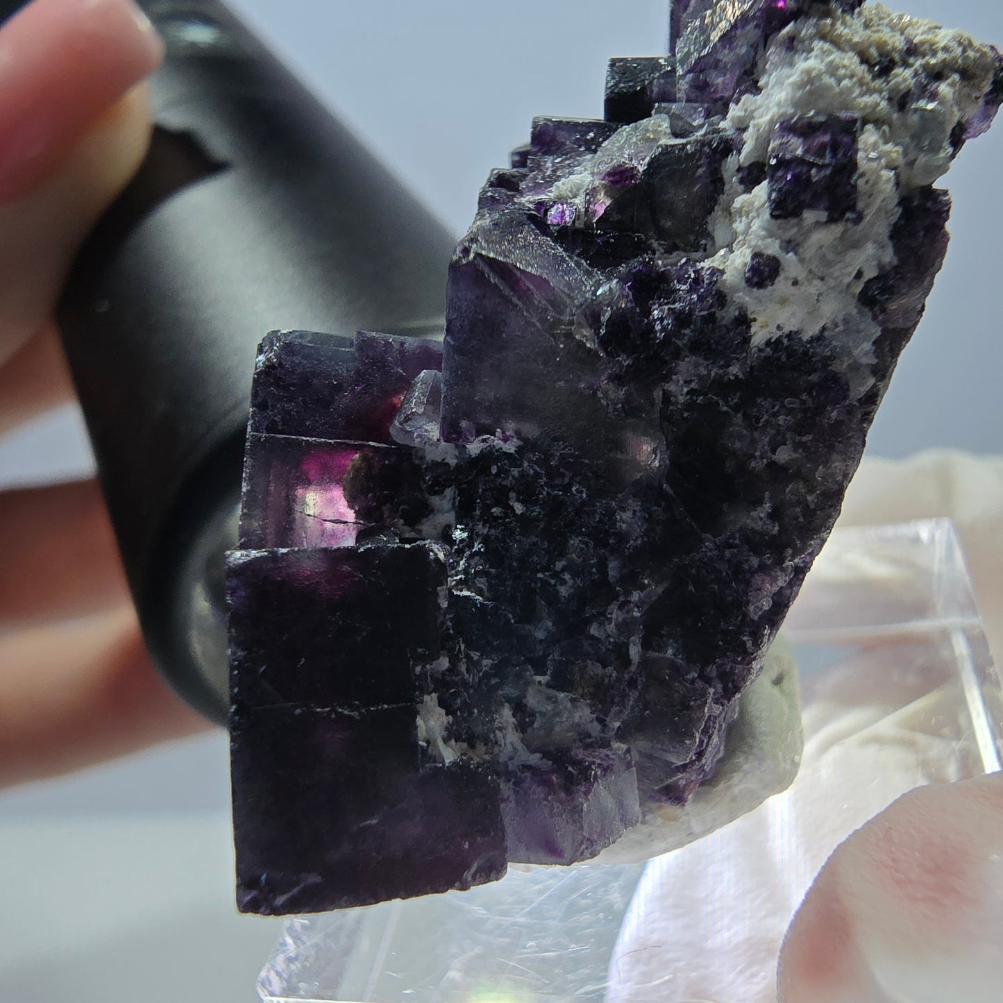 Spécimen rare de cube de fluorite, vert violet, Okorusu, Namibie 43 x 27 x 22 mm