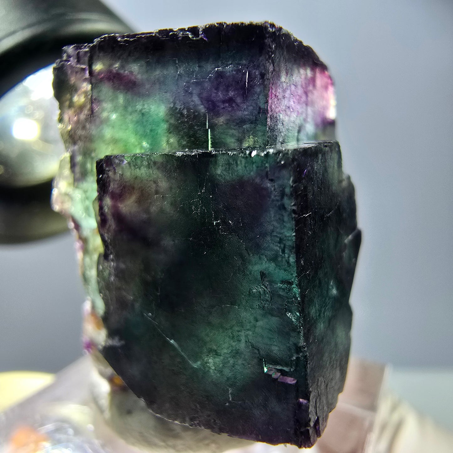 Spécimen rare de cube de fluorite, vert violet, Okorusu, Namibie, 29 x 25 x 21 mm