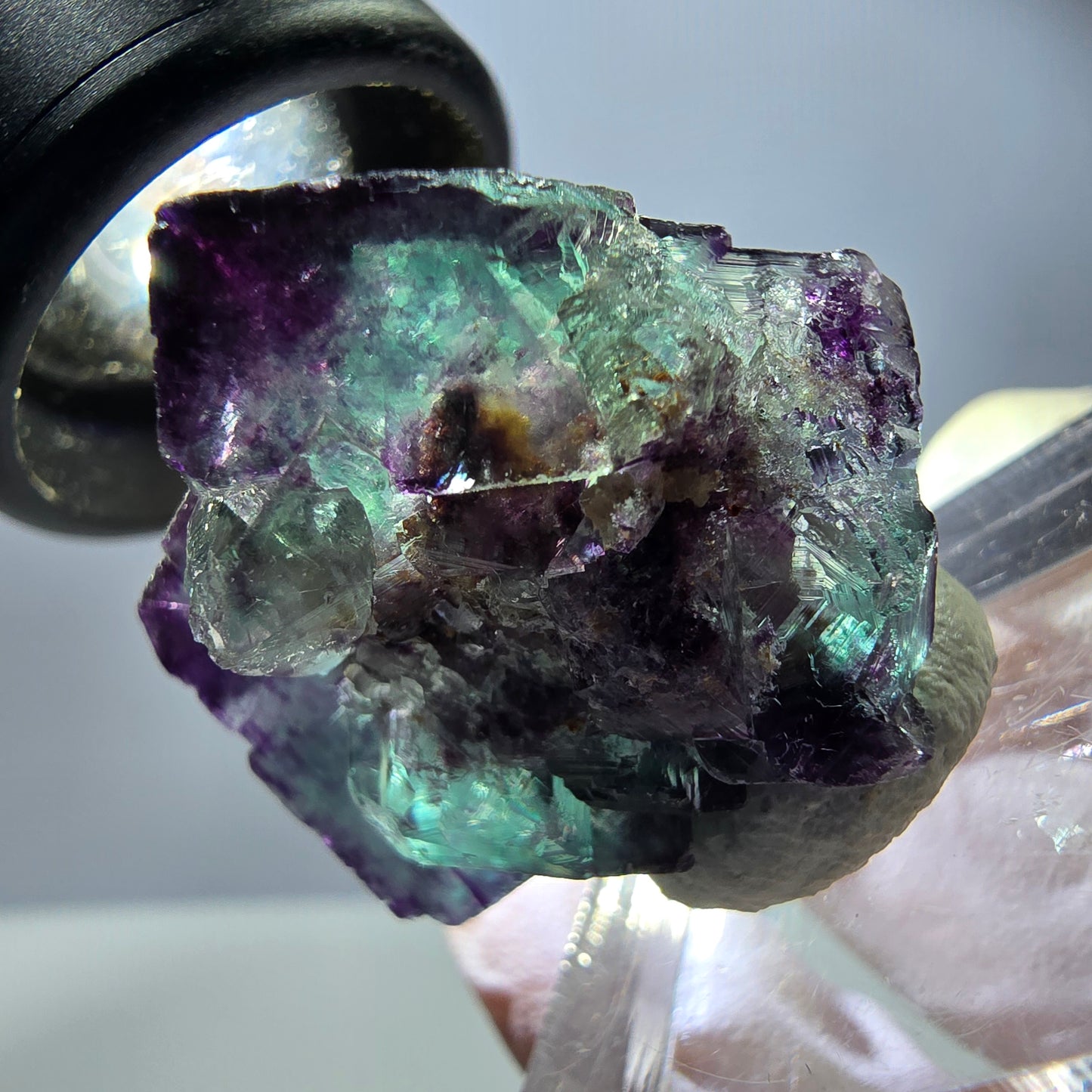 Spécimen rare de cube de fluorite, vert violet, Okorusu, Namibie, 27 x 25 x 17 mm