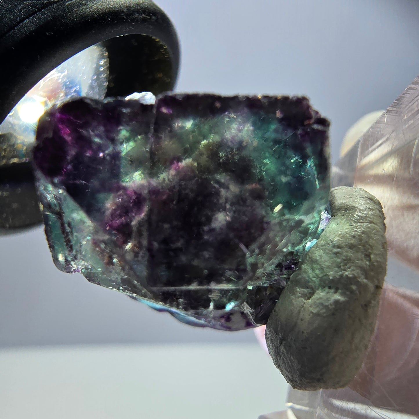 Spécimen rare de cube de fluorite, vert violet, Okorusu, Namibie, 27 x 25 x 17 mm