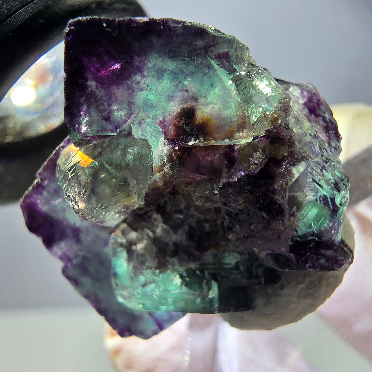 Spécimen rare de cube de fluorite, vert violet, Okorusu, Namibie, 27 x 25 x 17 mm