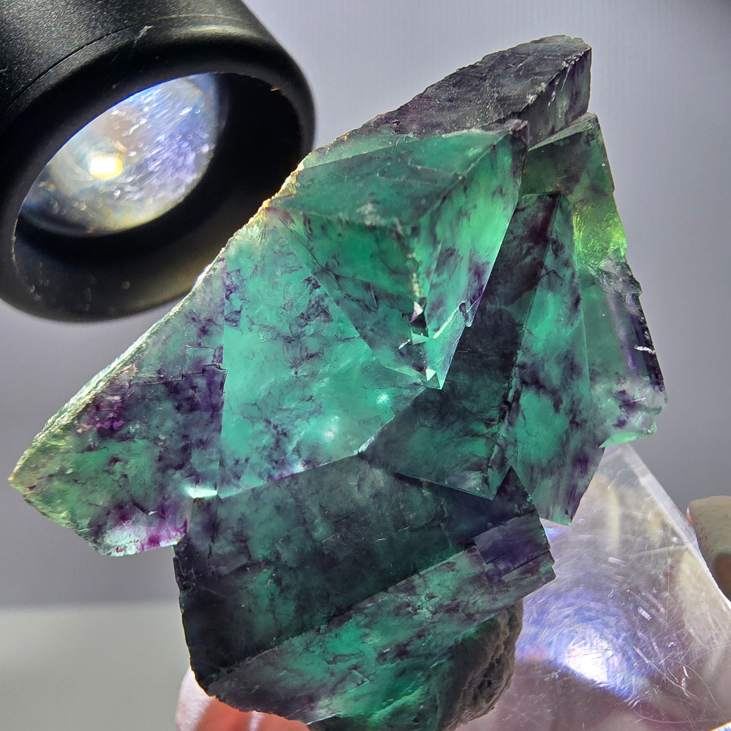 Spécimen rare de cube de fluorite, vert violet, Okorusu, Namibie, 40 x 31 x 17 mm