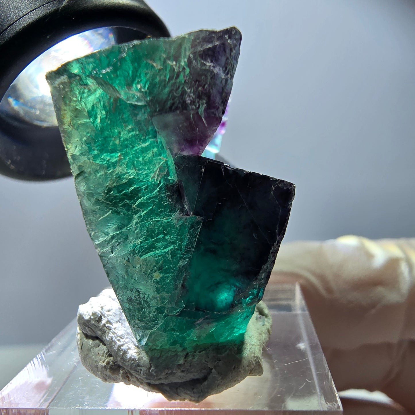 Spécimen rare de cube de fluorite, vert violet, Okorusu, Namibie, 40 x 31 x 17 mm