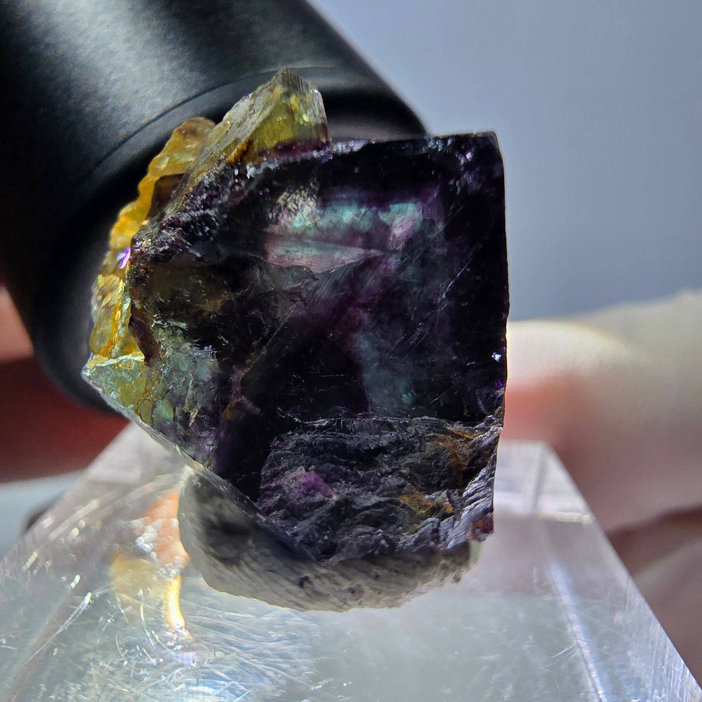 Spécimen de cube de fluorite fantôme, parqueté vert violet Okorusu, Namibie 22*20*17 mm