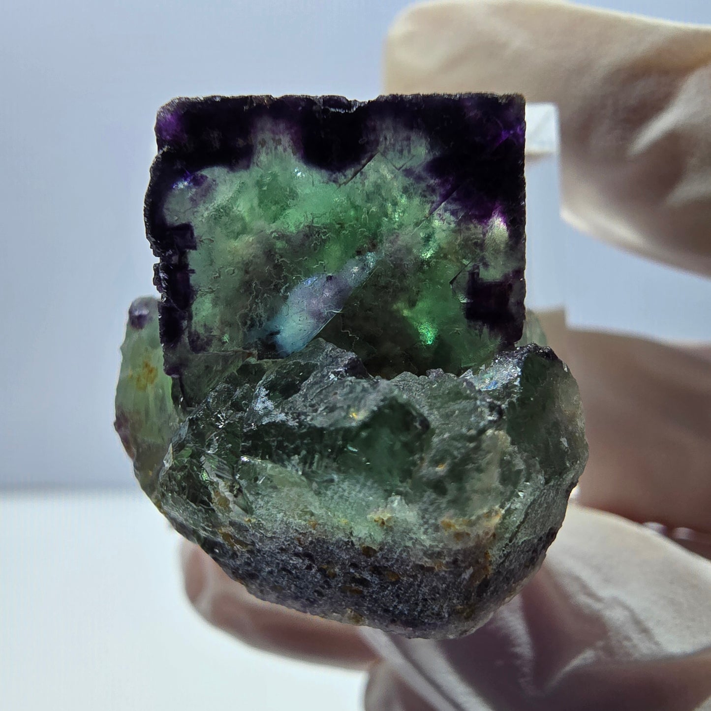 Spécimen de cube de fluorite fantôme, parqueté vert violet Okorusu, Namibie 27*25*20 mm