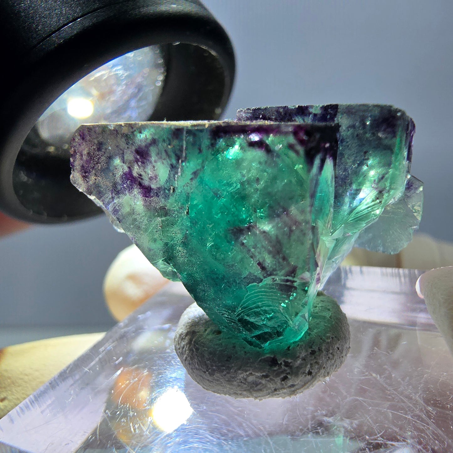 Spécimen de cube de fluorite fantôme, parqueté vert violet Okorusu, Namibie 25*18*14 mm
