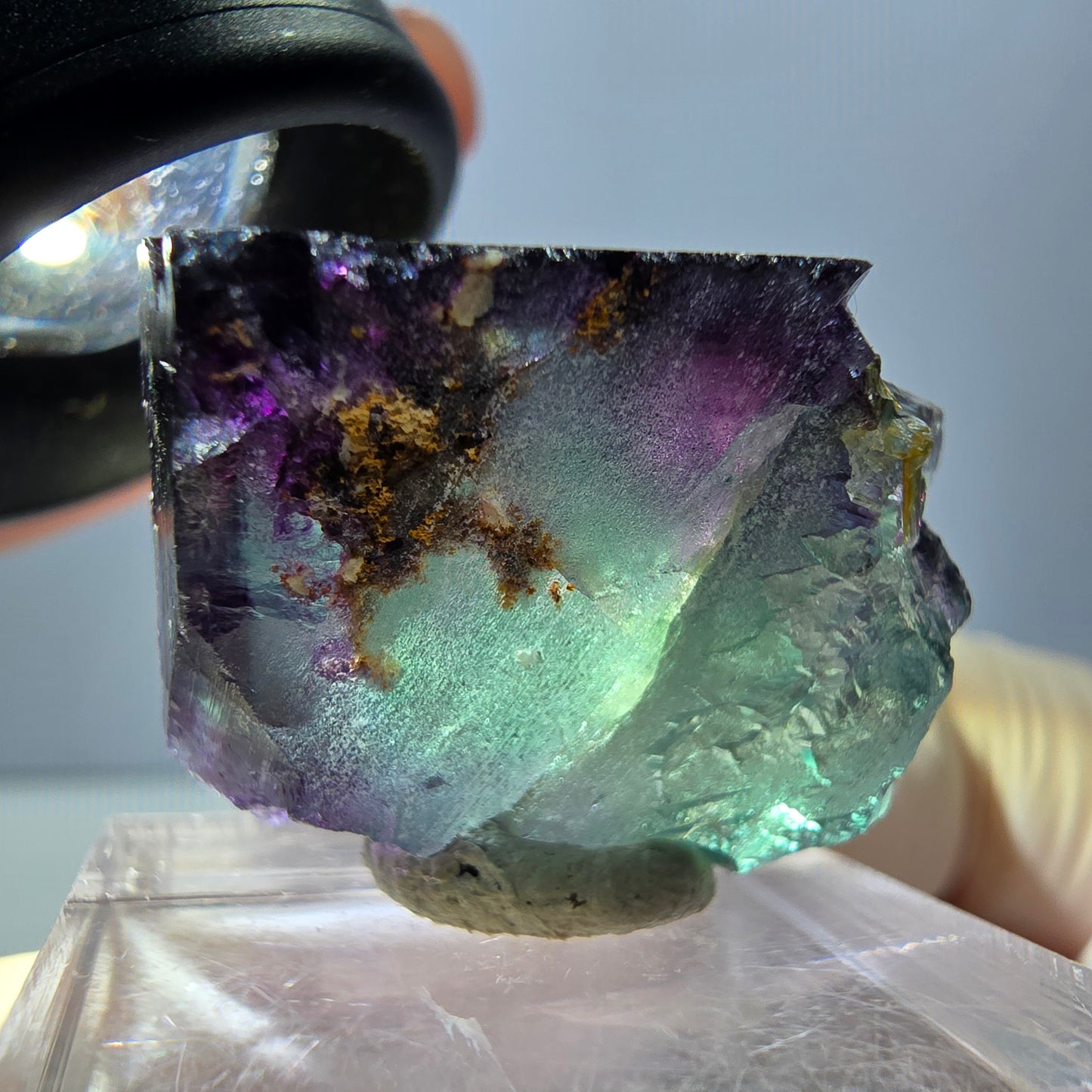 Spécimen de cube de fluorite fantôme, parqueté vert violet Okorusu, Namibie 26*22*13 mm
