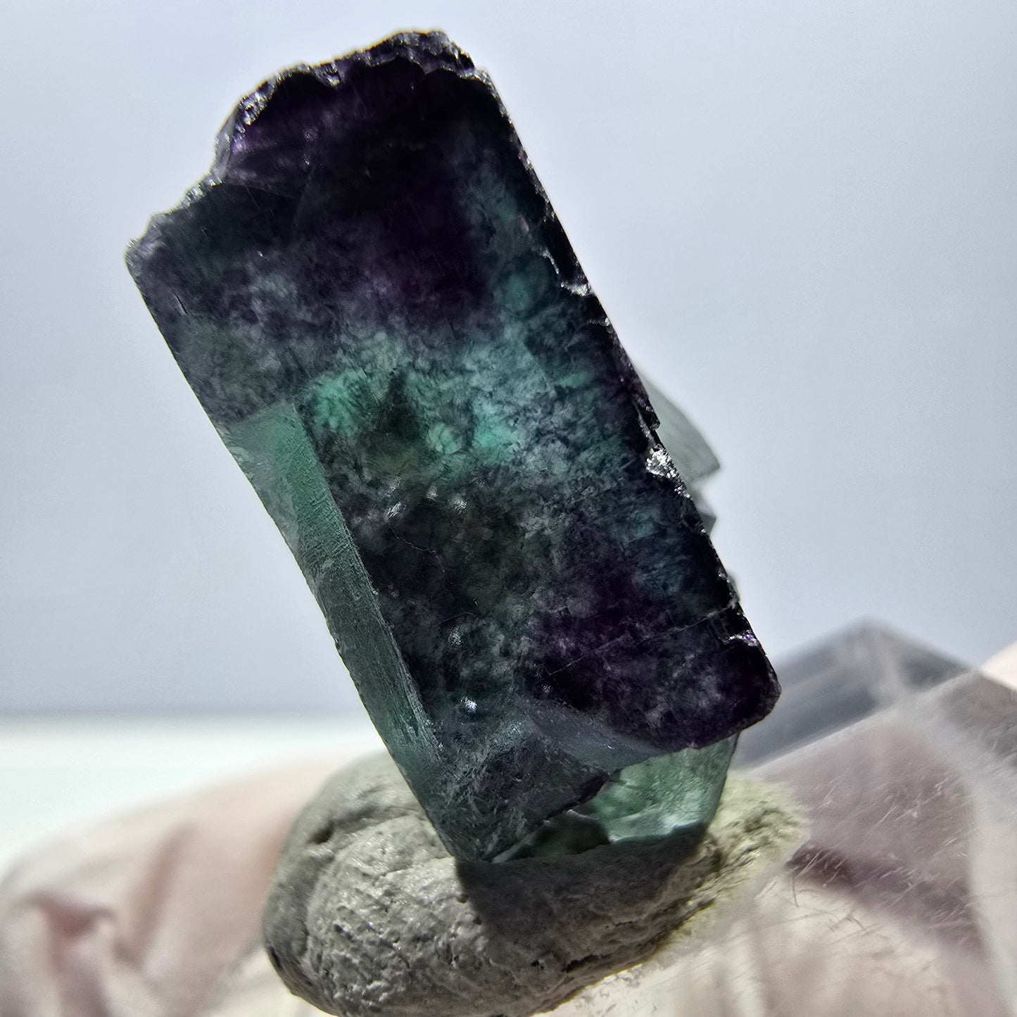 Spécimen de cube de fluorite fantôme, parqueté vert violet Okorusu, Namibie 22*20*11mm