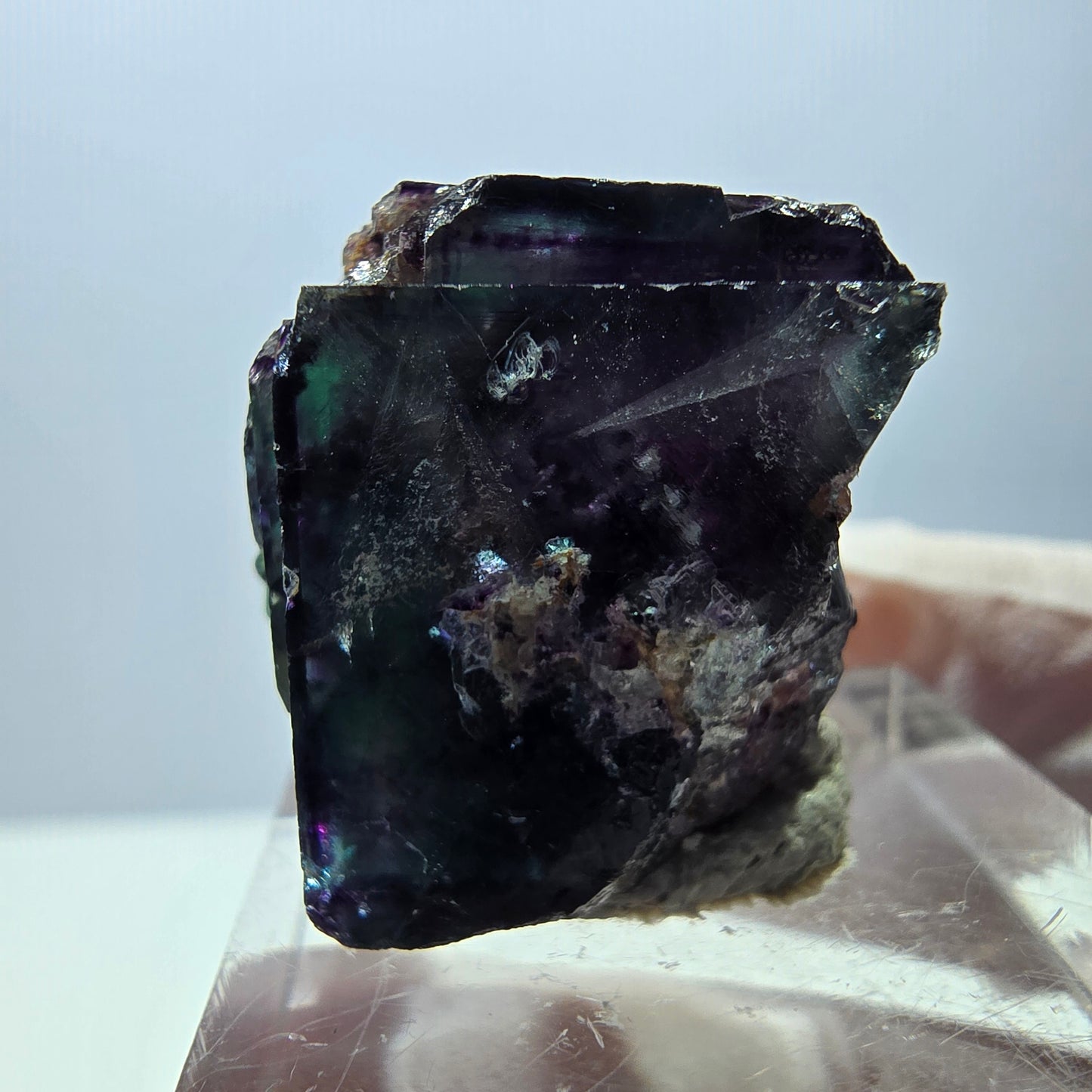 Spécimen de cube de fluorite fantôme, parqueté vert violet Okorusu, Namibie 22 x 20 x 19 mm