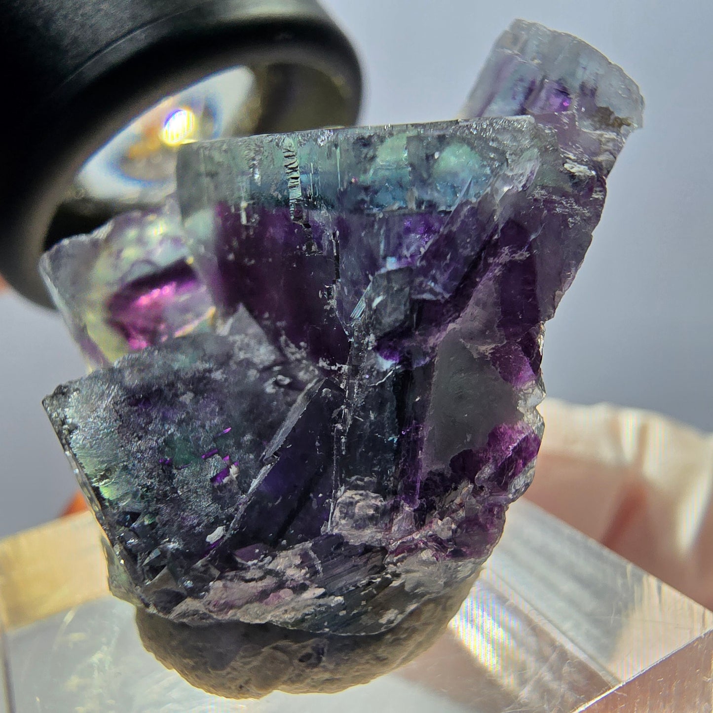 Spécimen de cube de fluorite fantôme, parqueté vert violet Okorusu, Namibie 32*28*17 mm