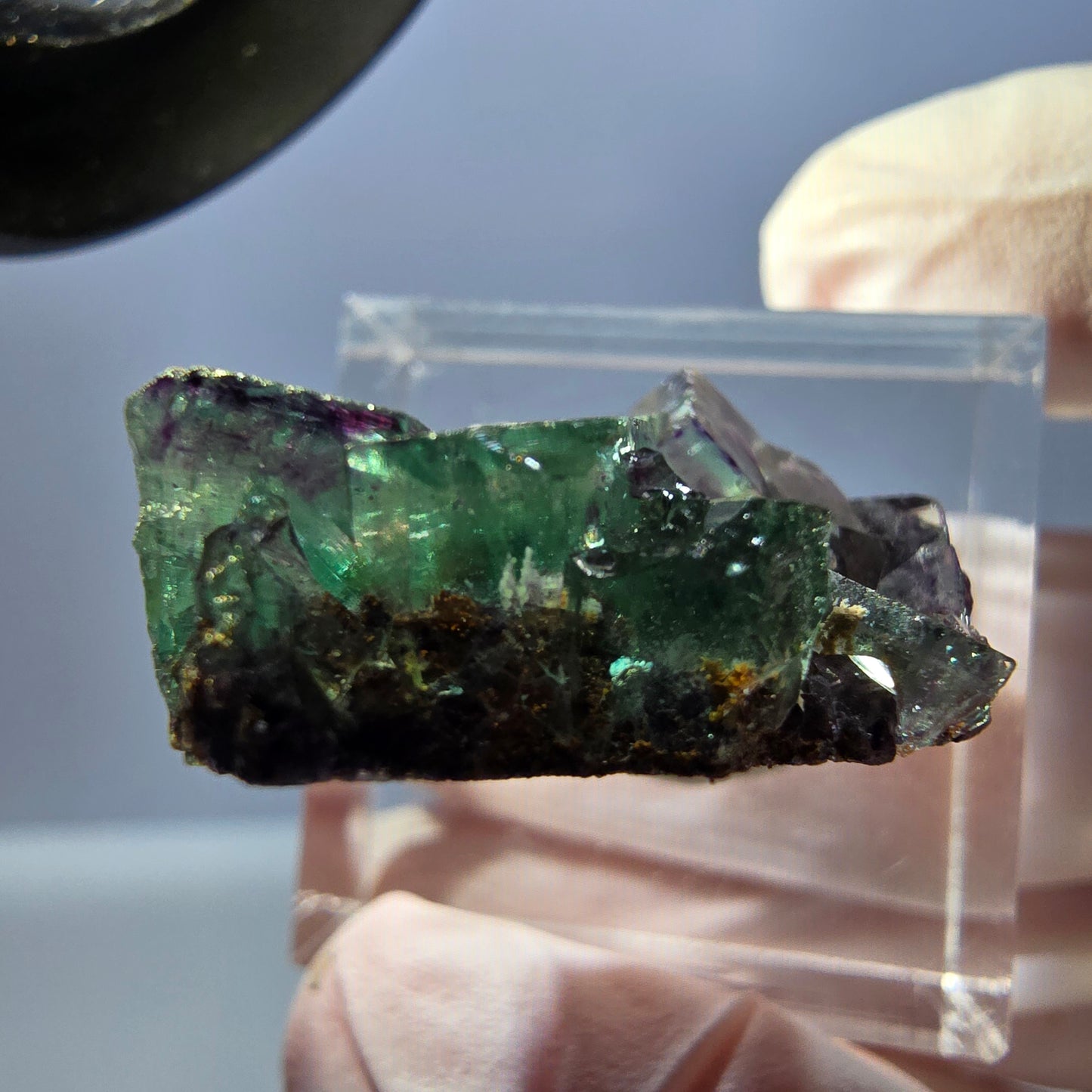 Spécimen de cube de fluorite fantôme, parqueté vert violet Okorusu, Namibie 27 x 20 x 12 mm