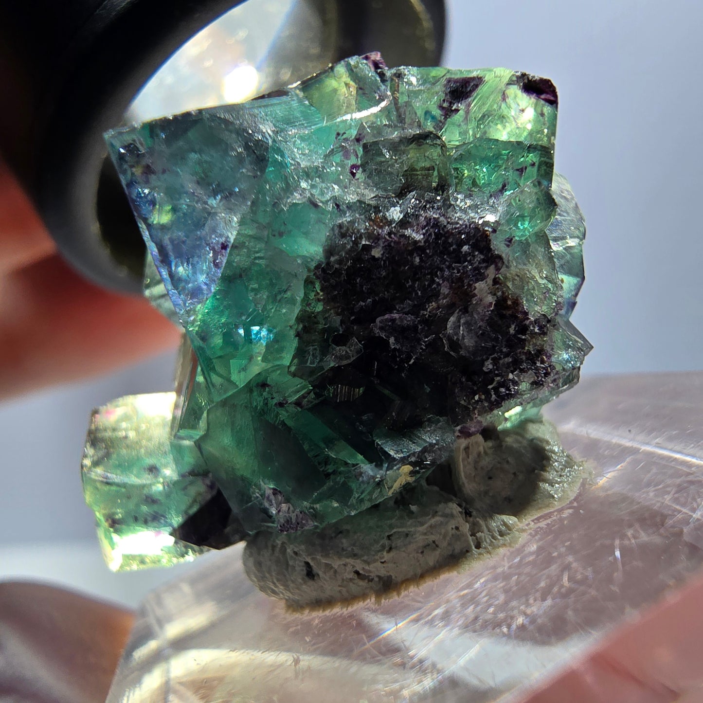 Spécimen de cube de fluorite fantôme, parqueté vert violet Okorusu, Namibie 27*21*19 mm